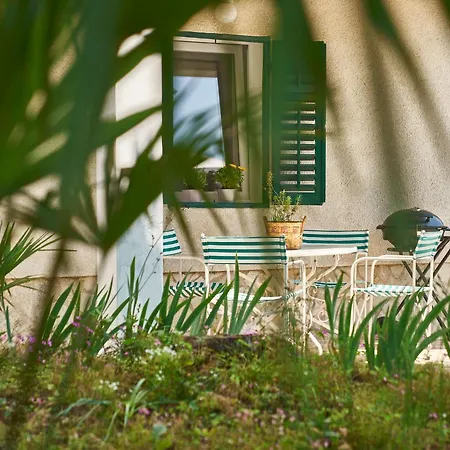 Secret Garden With Private Parking Space Abbázia