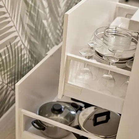 Apartment Secret Garden With Private Parking Space *