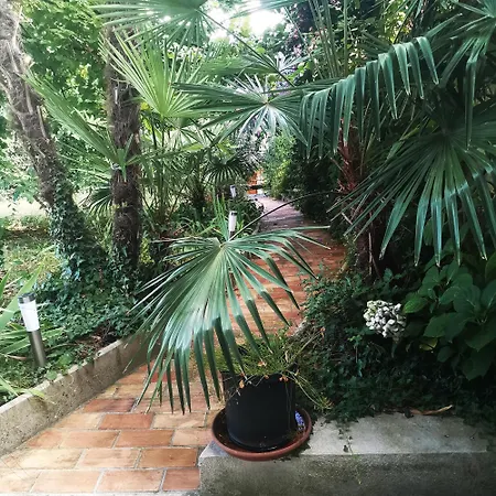 דירה Secret Garden Center With Private Parking Space