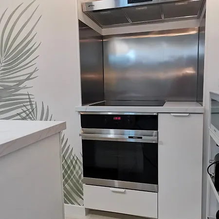 דירה Secret Garden Center With Private Parking Space *